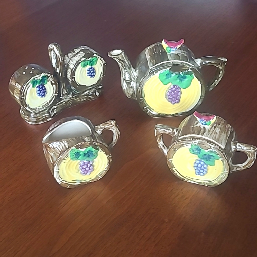 CORONT MCM 8 PIECE HANDMADE IN JAPAN TEA SET WITH SALT AND PEPPER